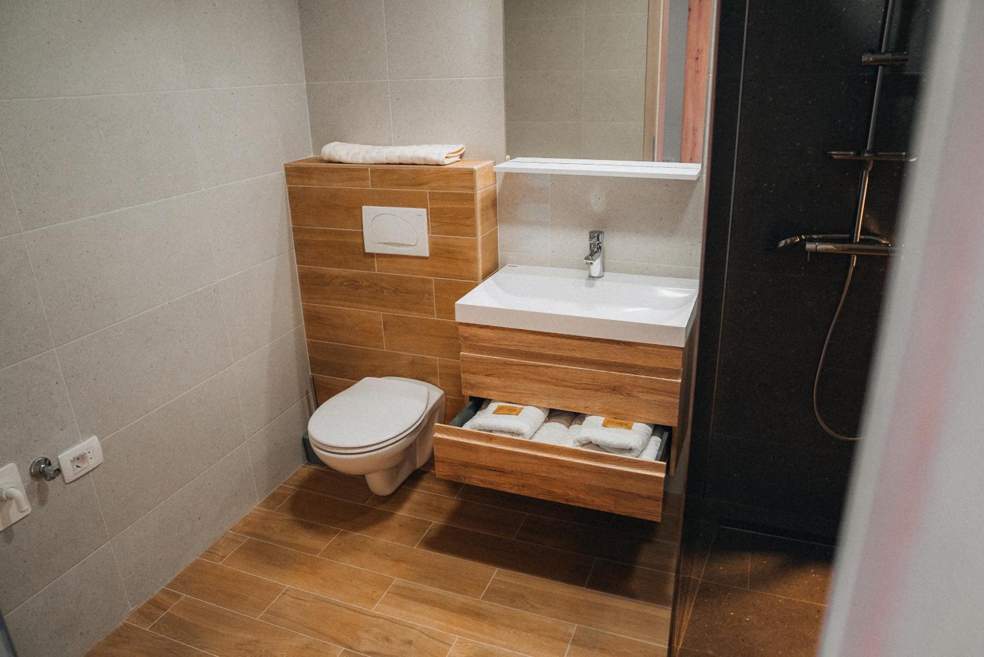 Podlipnik Apartments Kranjska Gora Buitenkant foto